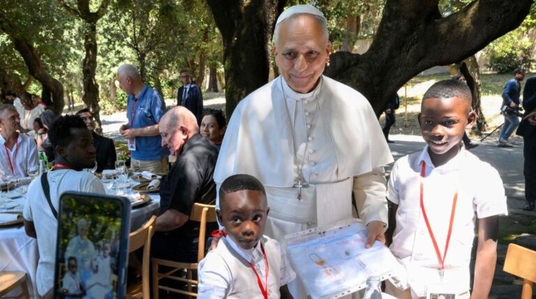 “I’m Hungry for Justice” — Pope Leo XIV Breaks Bread With 200 of Rome’s Poor at Castel Gandolfo - Letters from Leo
