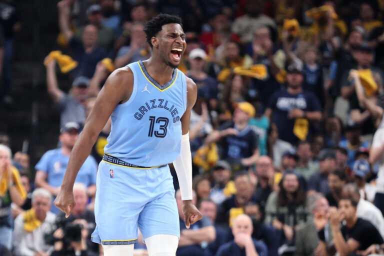 Jaren Jackson Jr. wins the Defensive Player of the Year award - BasketNews.com