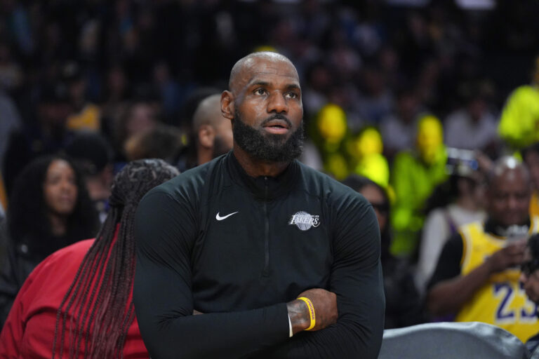 Miami Heat receive encouraging LeBron James update - BasketNews.com