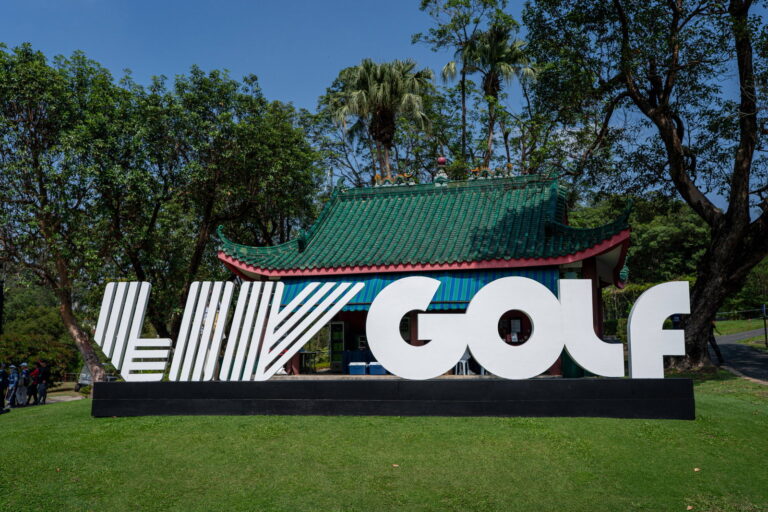 Former Major champ reveals LIV Golf exit plan amid financial crisis - dailyclubgolf.com