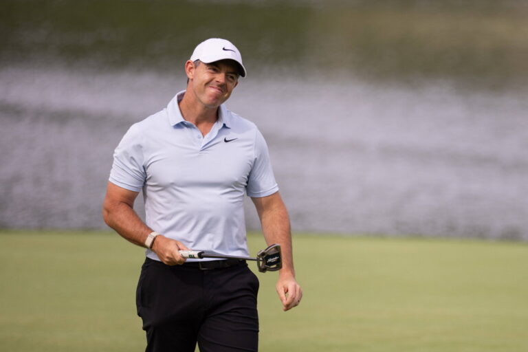 Rory McIlroy Struggles in Fog-Shortened Saturday as Matt Fitzpatrick Seizes Co-Lead - dailyclubgolf.com