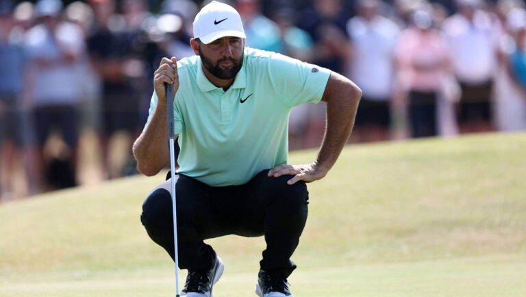 Fans Show No Mercy as Scottie Scheffler Rips His Own Putting at the Open - EssentiallySports