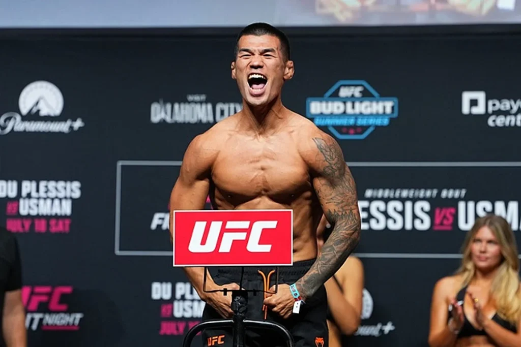 Ko Seok-hyun passes weigh-in at 76.7kg and switches nickname to Technical — Jean-paul Lebosnoyani - El-Balad.com
