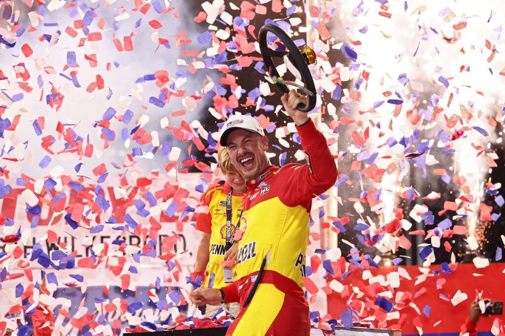 Joey Logano earns dominant NASCAR Cup win at North Wilkesboro - Motorsport.com