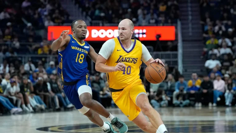 30-year-old Jon Elmore at Summer League shows how wide the age range can be — Jon Elmore - El-Balad.com