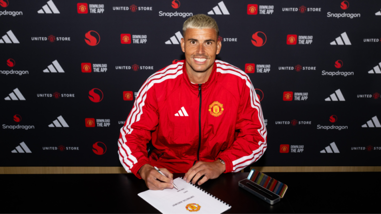 Experienced goalkeeper Darlow joins Man Utd on free transfer - SportyTV