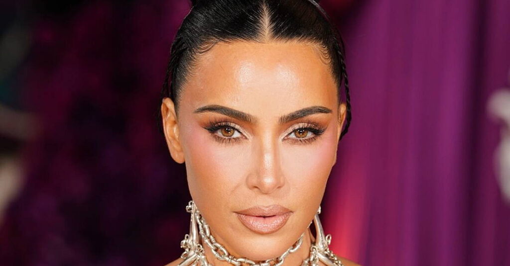 Kim Kardashian’s daughter North West, 13, cancels tour days before first show - BreakingNews.ie