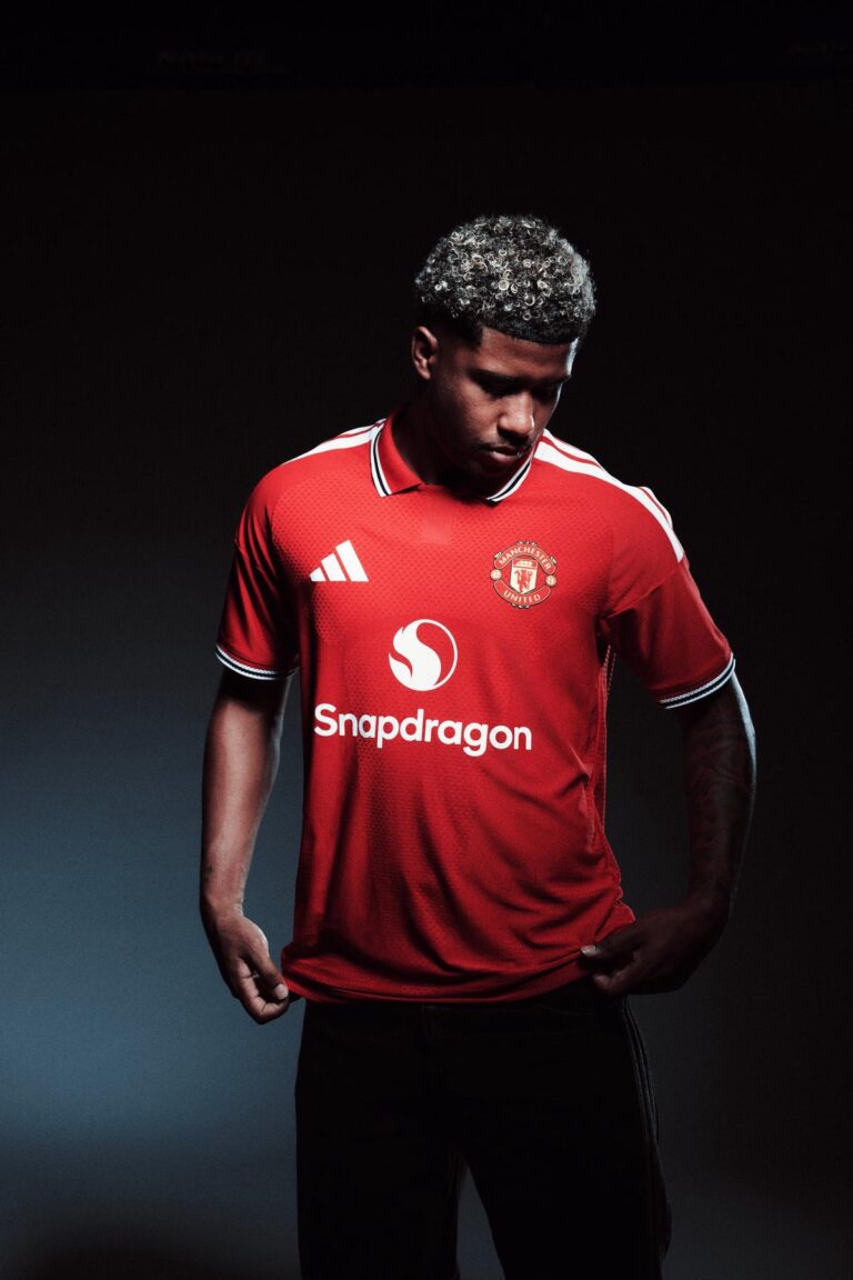 Number reveal! Santos will wear... - Official Manchester United Website