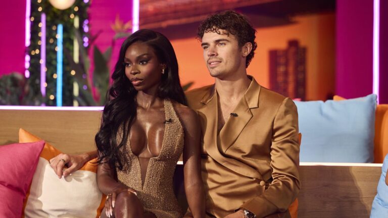 "Nicolandria" fans are in pieces after Nic and Olandria reportedly split: "What's gonna happen to the world now?" - revolt.tv