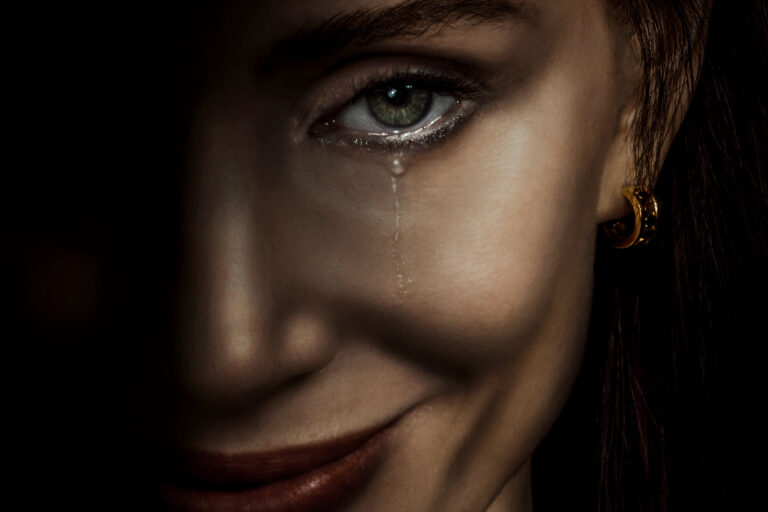 The ‘Other Mommy’ trailer will make you scream for yours - Vanyaland