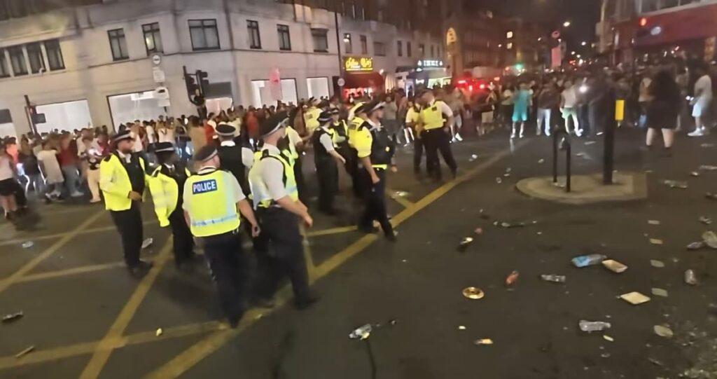 Fans riot in London with police officer knocked unconscious after France beat Morocco in World Cup - London Evening Standard