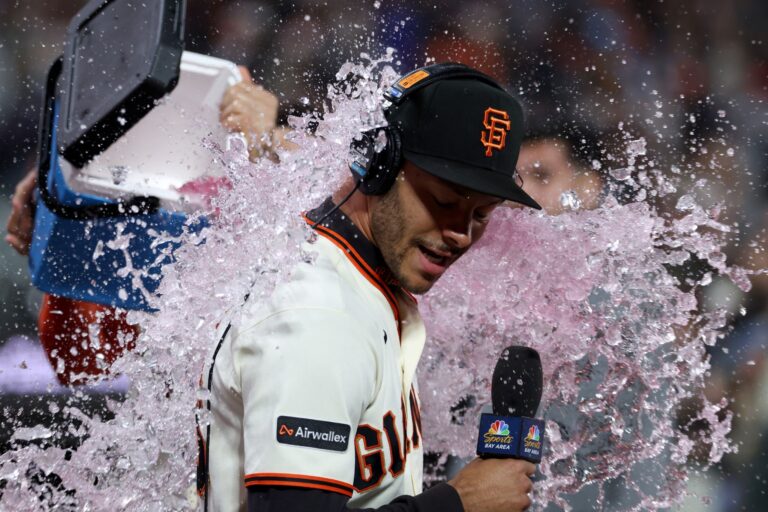 McCray's 2-run homer leads the Giants to a 3-0 win over the Brewers - New Haven Register