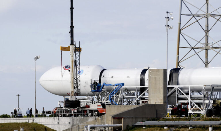 Record SpaceX launch carrying Starlink satellites blasts off from Florida - Stamford Advocate