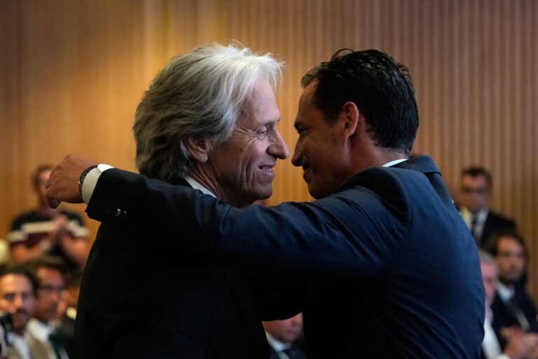 Portugal hires Jorge Jesus as its new coach after disappointing World Cup - New Haven Register