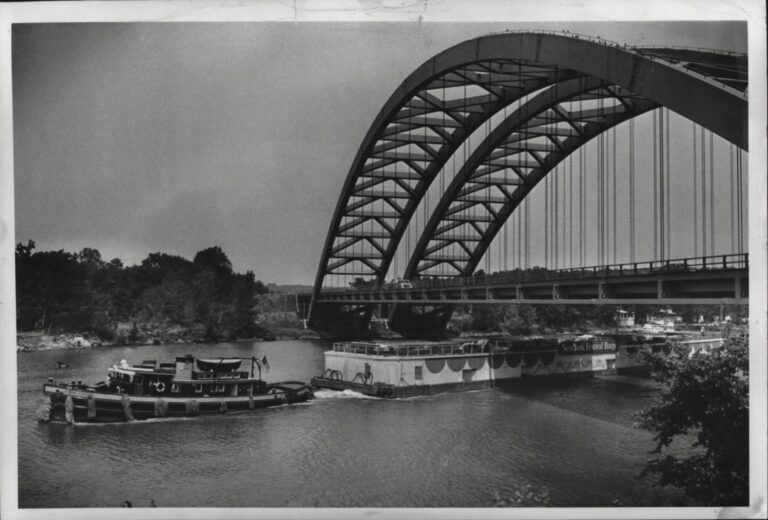 Letters:The Bicentennial Barge united New York - Times Union
