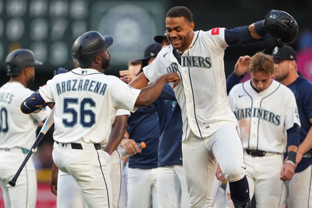 Giants see 3-run lead, chance for first 4-game winning streak vanish against Mariners - San Francisco Chronicle