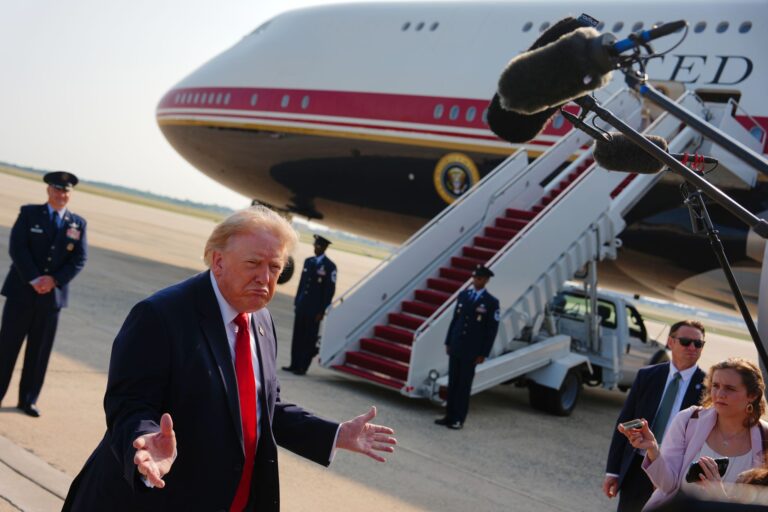 How much did Trump’s Qatari dream jet cost? Senators want answers. - San Antonio Express-News