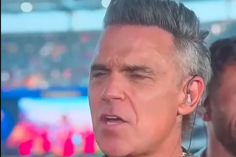 Robbie Williams explains White Substance as mint after TV mishap - El-Balad.com