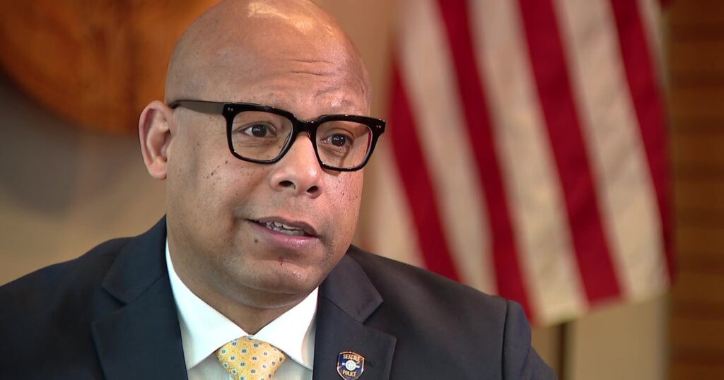 Seattle police chief confronts reporter asking about his whereabouts during mass shooting - FOX 13 Seattle