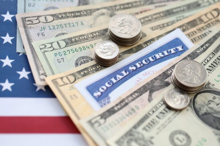 Bipartisan group senators unveil bold plan to save Social Security - Rolling Out