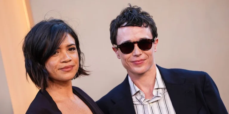 Elliot Page Draws Attention at Sinbad Odyssey Premiere After $200 Million Projection - El-Balad.com
