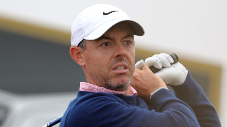 Genesis Scottish Open: Rory McIlroy falls back as Bob MacIntyre and Matt Fitzpatrick share lead after third round - Sky Sports