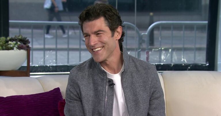 Max Greenfield Talks ‘Don’t Say Good Luck' and ‘White Lotus’ - TODAY.com
