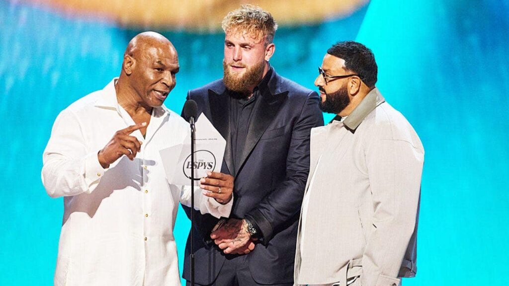 Watch the exact moment a stunned Mike Tyson finds out that Shohei Ohtani is a man during the ESPYs - Fox News