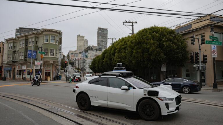 Waymo called the cops on teen riders, raising privacy concerns - NPR