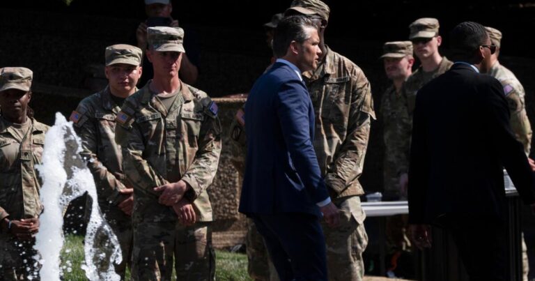 U.S. military identifies 2 soldiers killed in Iranian attack on Jordan as from Texas and Hawaii - Los Angeles Times