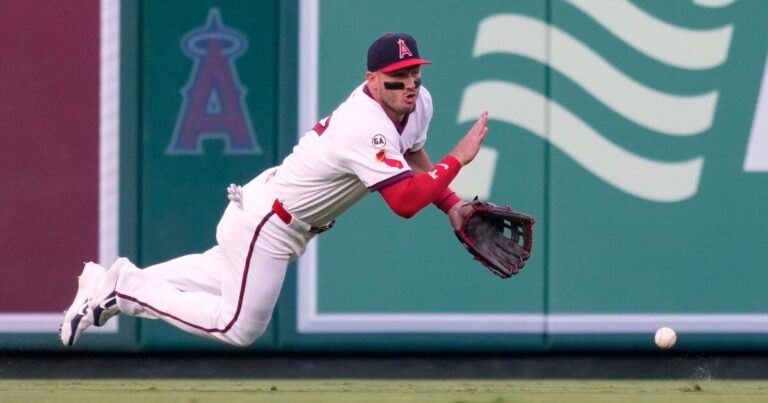 Last-place Angels struggle against Tarik Skubal and Tigers in punchless loss - Los Angeles Times