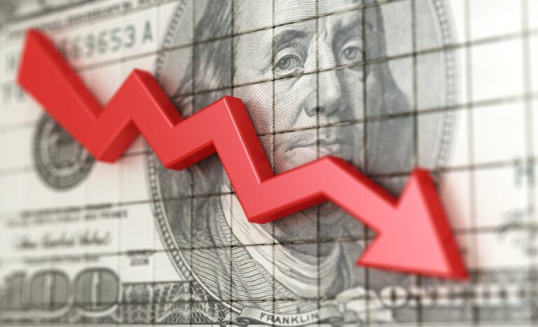 Warren Buffett Warns Investors as the Stock Market Sounds an Alarm. History Says This Will Happen Next. - The Motley Fool