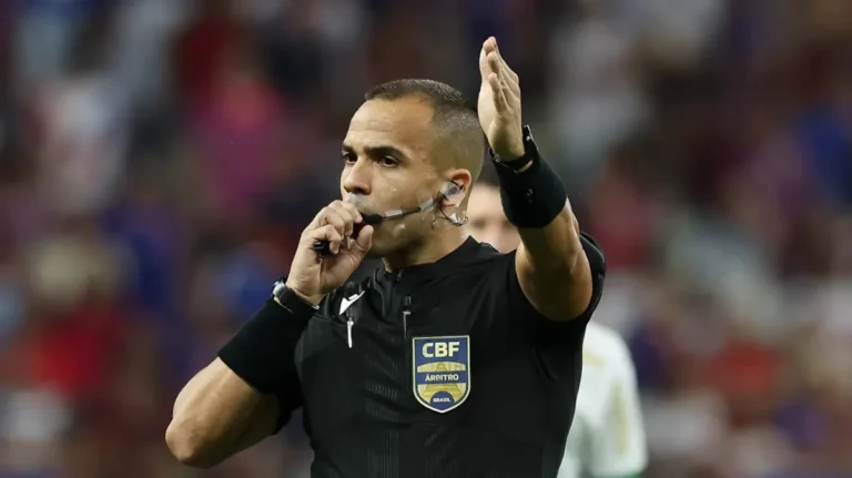 Alex Gomes Stefano to referee Vitória Vs Palmeiras on Wednesday at 21h30 - El-Balad.com