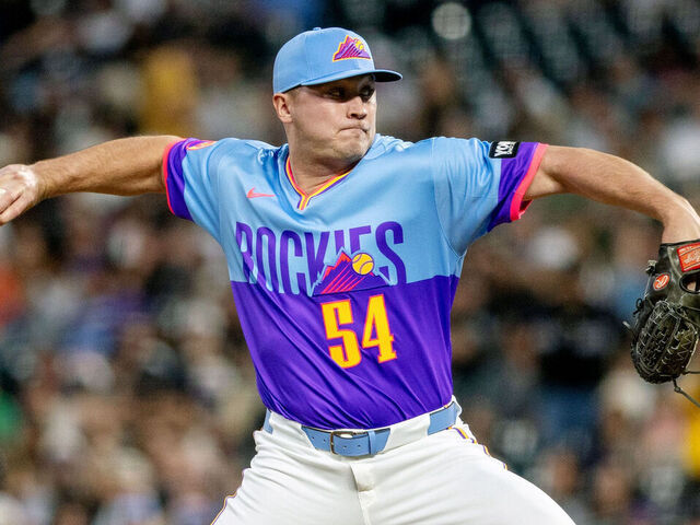 Report: Dodgers acquire Halvorsen from Rockies for 2 prospects - theScore