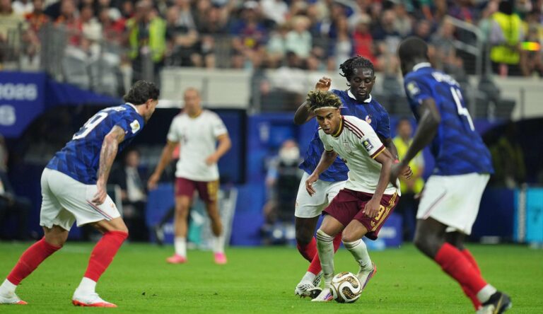 Landon Donovan: Lamine Yamal Instills 'Real Fear' In Defenders - FOX Sports