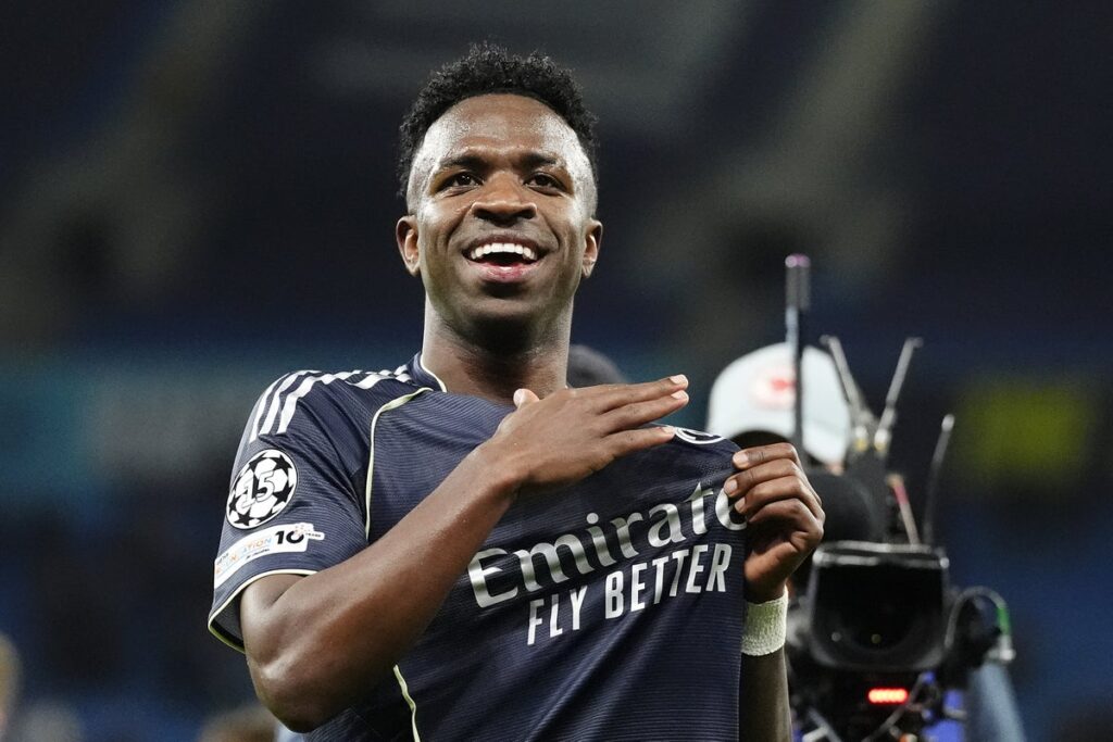 Transfer news LIVE: Arsenal identify Vinicius Jr alternatives and Liverpool agree Barcelona defender deal - The Independent