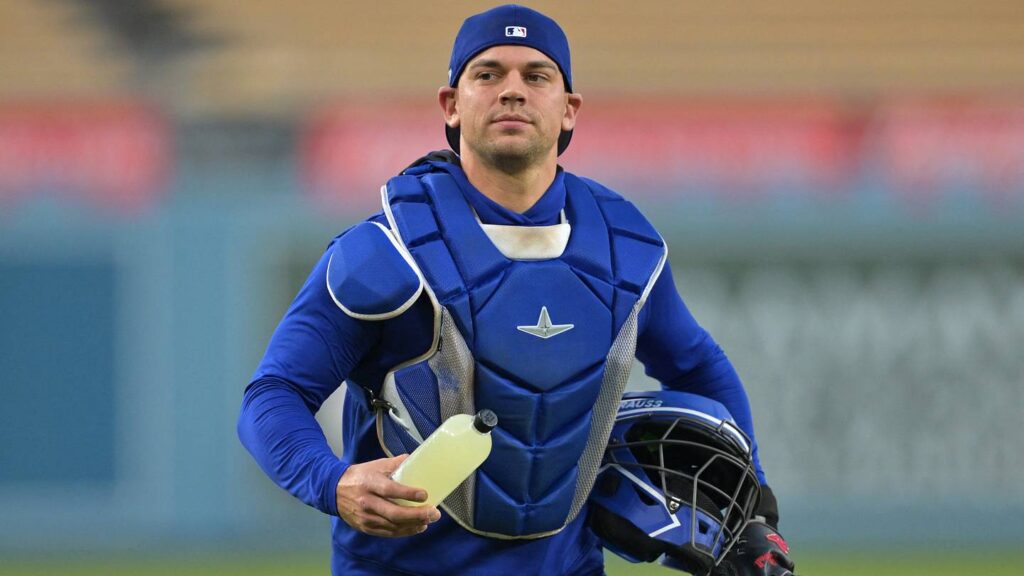 Dodgers reunite with catcher in trade with Mets to buy more Will Smith time - Dodgers Way