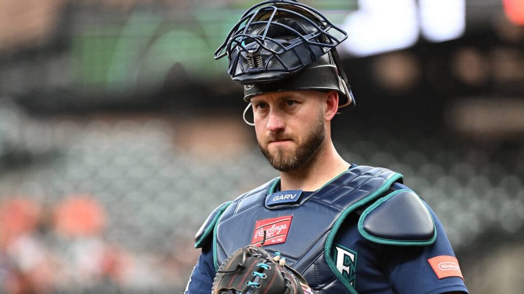 Yankees reportedly sign slugging catcher after we begged Brian Cashman for trade deadline action - Yanks Go Yard