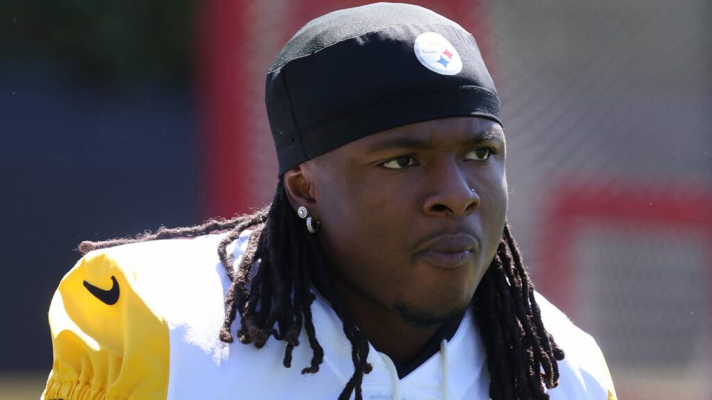 Former Vikings 2025 draft crush could suddenly be available for Minnesota - The Viking Age