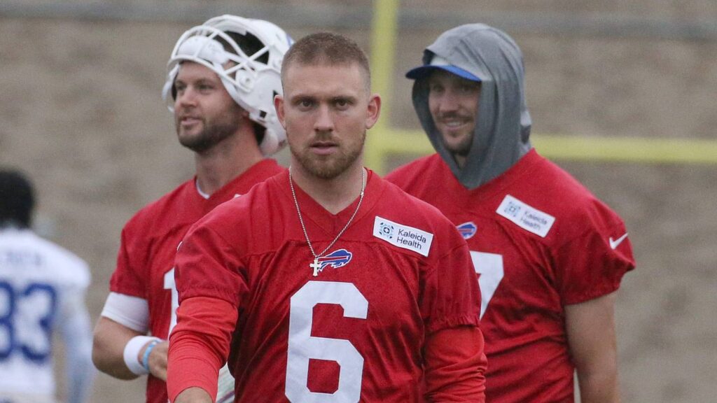 Everything We've Learned About Bills' Backup QB Battle Thus Far, And It's Worrisome - Sports Illustrated