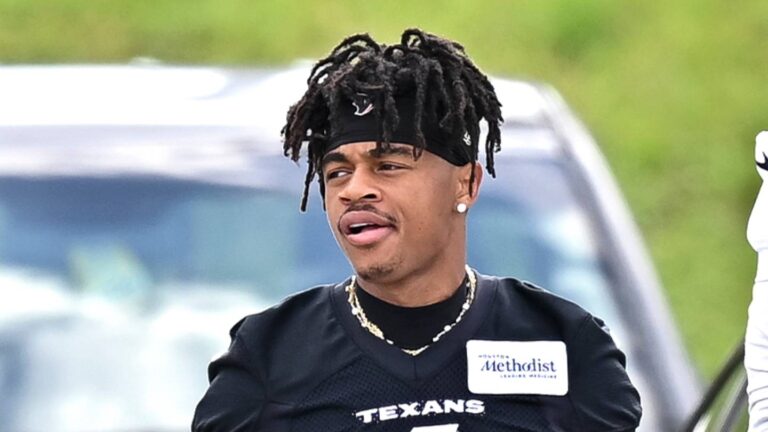 Tank Dell's troubling absence trend is becoming impossible for Texans fans to ignore - Toro Times