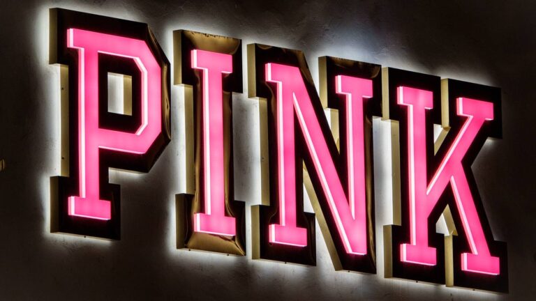 Victoria’s Secret PINK Drops NFL Collection Just in Time for Game Day: Shop Our Picks - Sports Illustrated Lifestyle