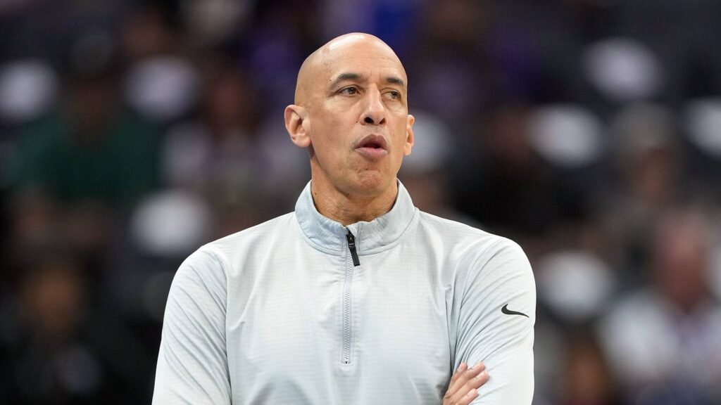 How Long Will Kings Give 2026-27 Season Before Blowing It Up? - Sports Illustrated