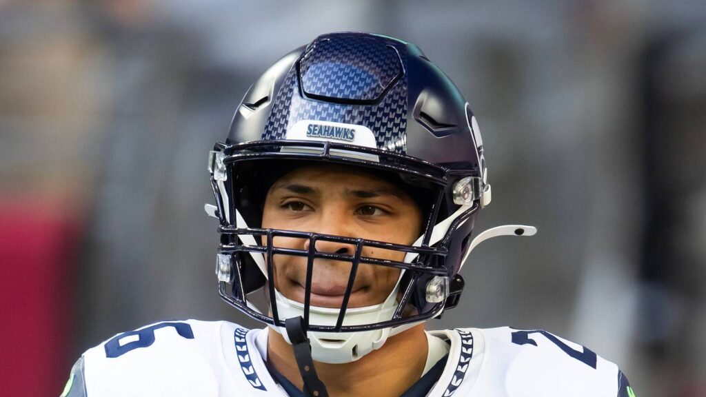 Mike Macdonald's non-answer on Zach Charbonnet's injury status tells half the story - 12th Man Rising
