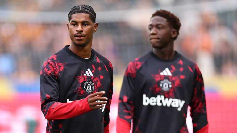 Michael Carrick Completes Ruben Amorim Healing Process With Man Utd XI vs. Ipswich - Sports Illustrated