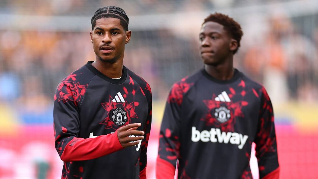 Michael Carrick Completes Ruben Amorim Healing Process With Man Utd XI vs. Ipswich - Sports Illustrated