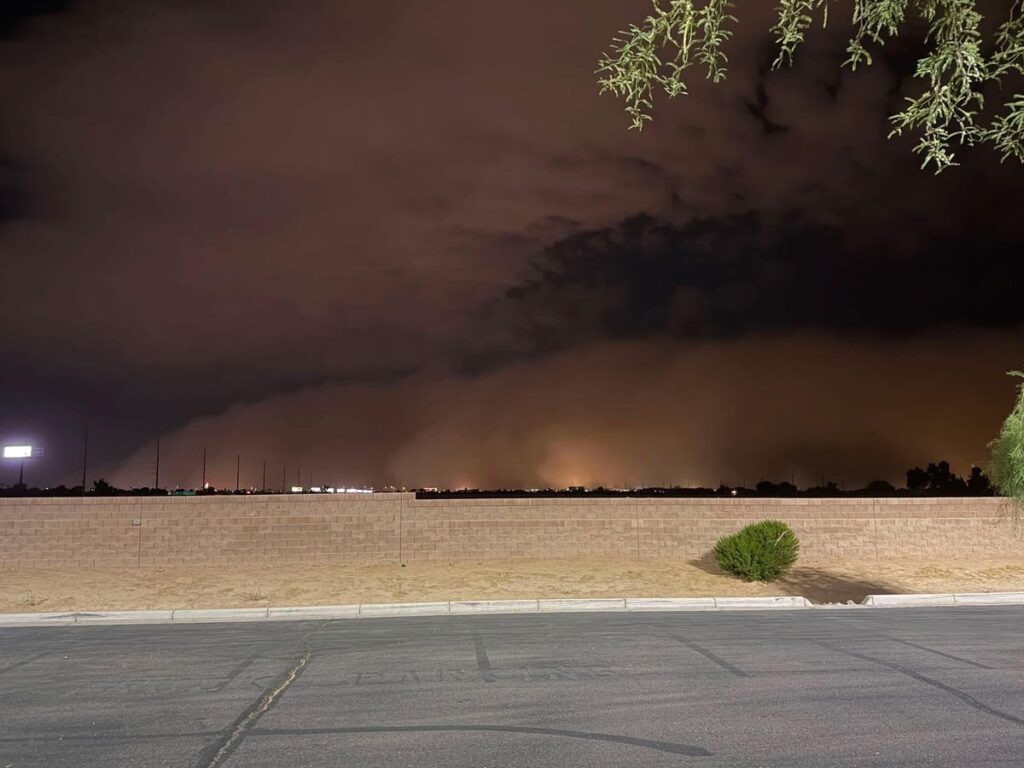 A Rare Category 5 Dust Storm Hit Phoenix Monday Night - Forbes