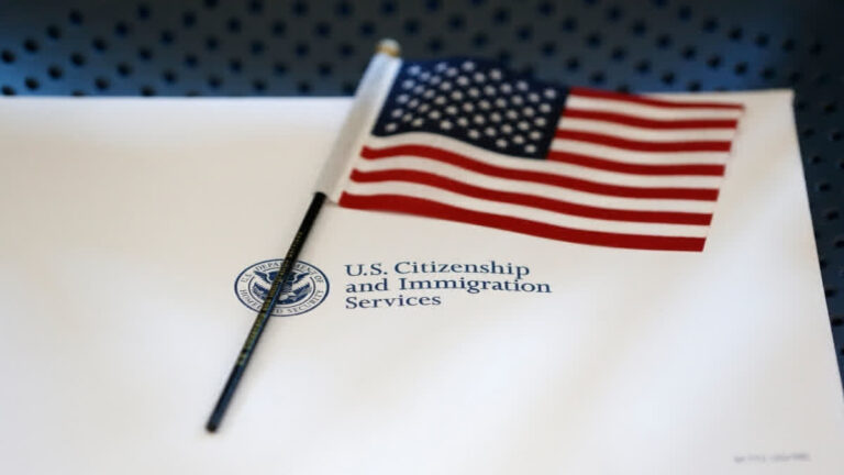 US Proposes Increasing H1-B Visa Fee To More Than 1 Lakh Dollars - ETV Bharat