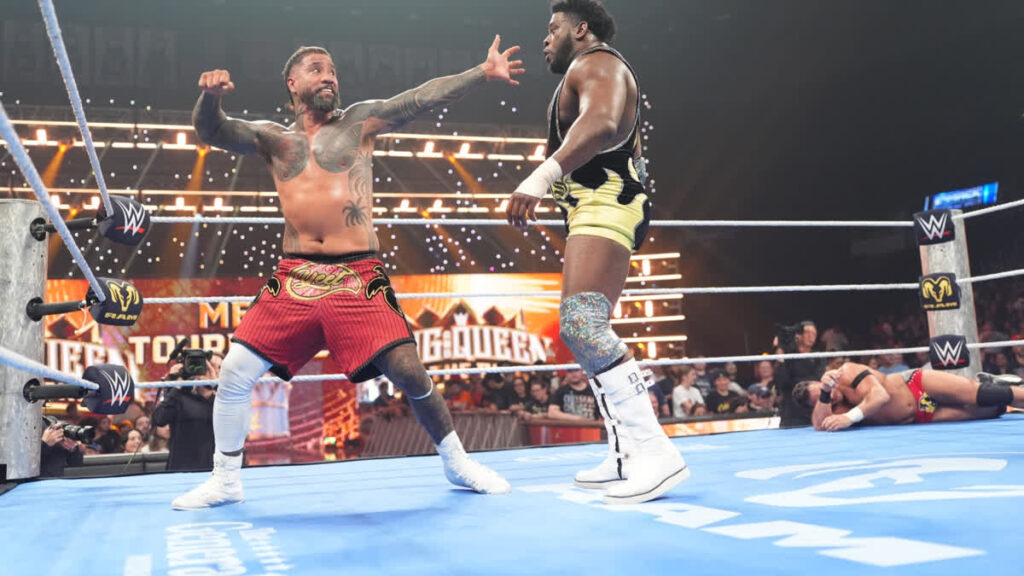 WWE Raw Results 24 August 2026: Royce Keys Ruin Main Event; Brother vs Brother Clash Set - ETV Bharat