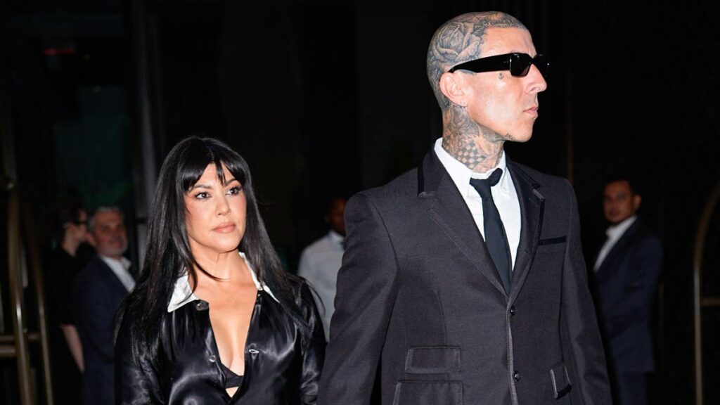 Kourtney Kardashian receives pointed 4-word message from Travis Barker’s ex - HOLA